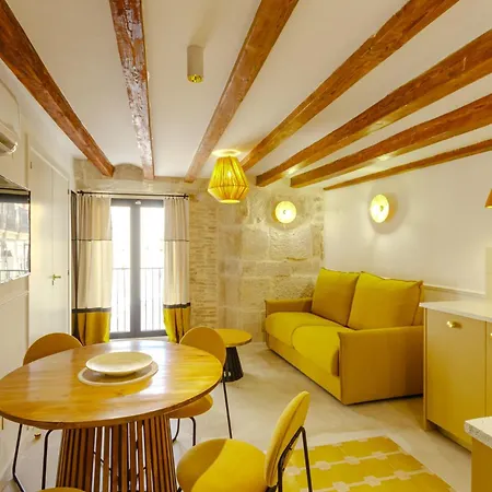 Cozy Charming In Historic Center Lägenhet