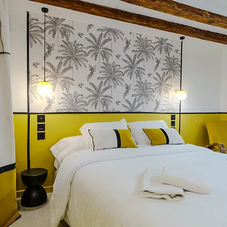 Cozy Charming In Historic Center Apartment Alicante