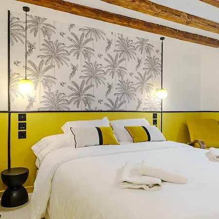 Apartment Cozy Charming In Historic Center Alicante